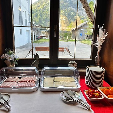 Bed and Breakfast Goldener Adler Scharnitz Exterior foto