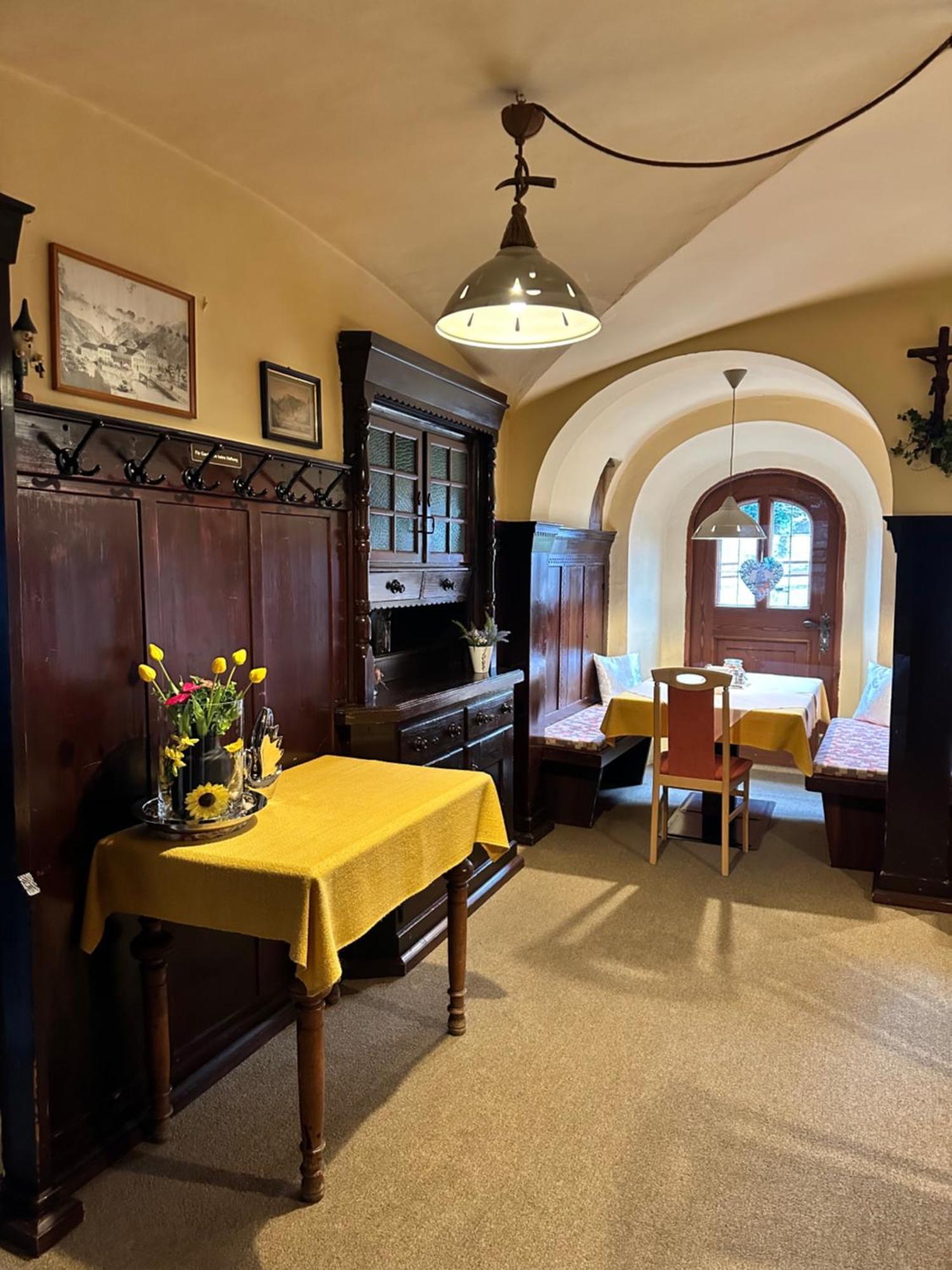 Bed and Breakfast Goldener Adler Scharnitz Exterior foto